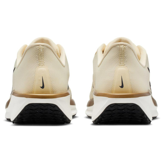 Nike Quest 6